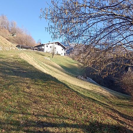 Agriturismo Cascina Cornella Cremeno ภายนอก รูปภาพ