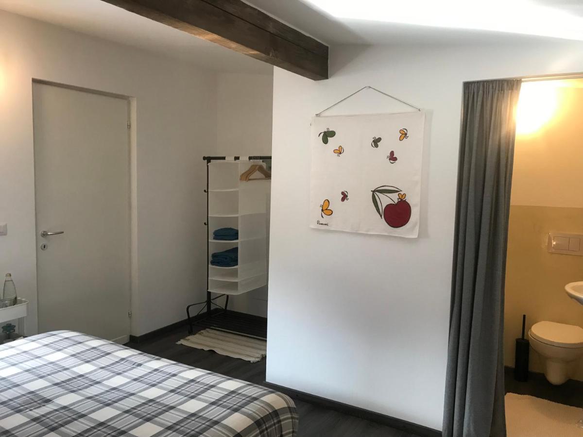 Agriturismo Cascina Cornella Cremeno ภายนอก รูปภาพ