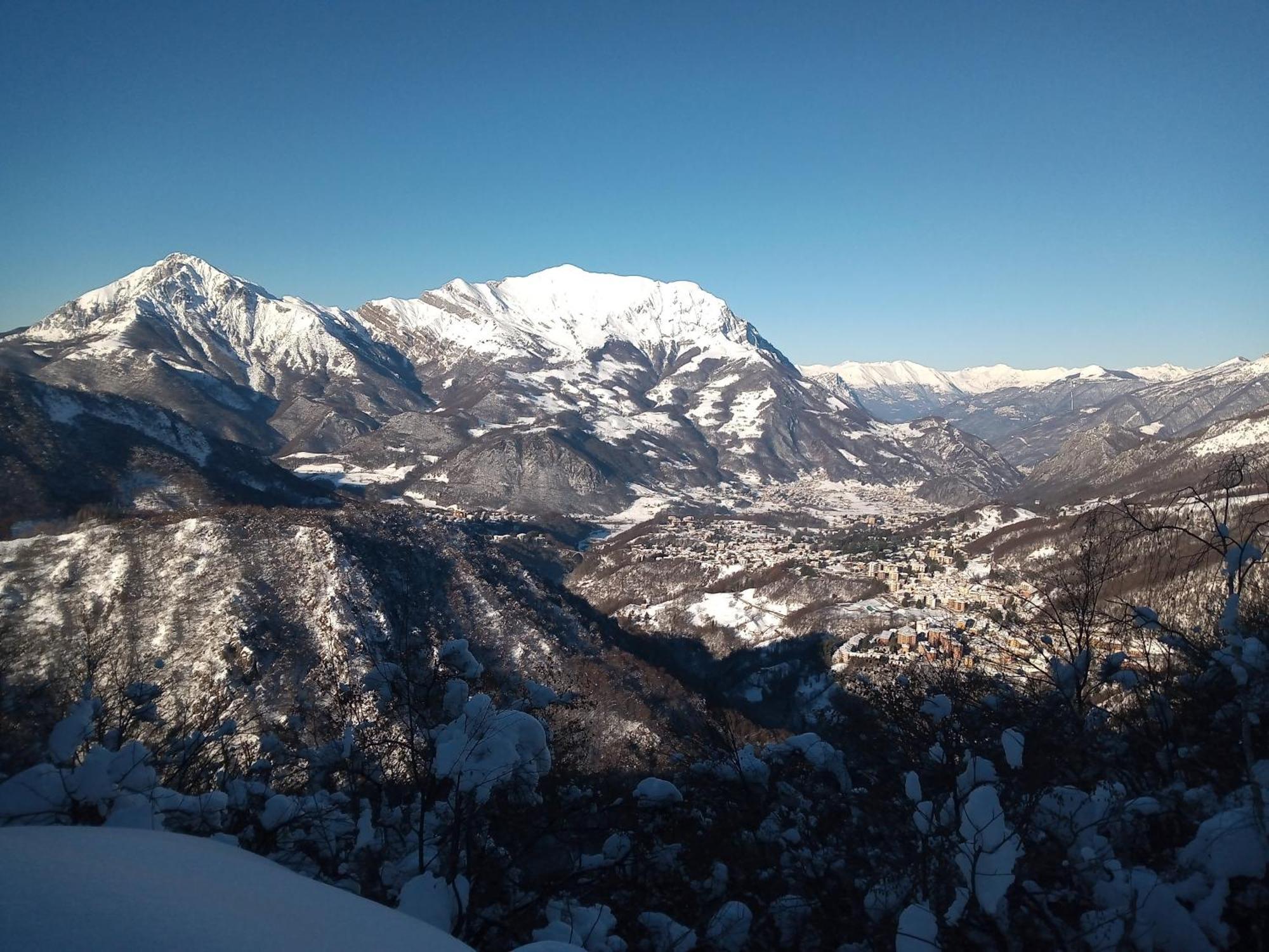 Agriturismo Cascina Cornella Cremeno ภายนอก รูปภาพ