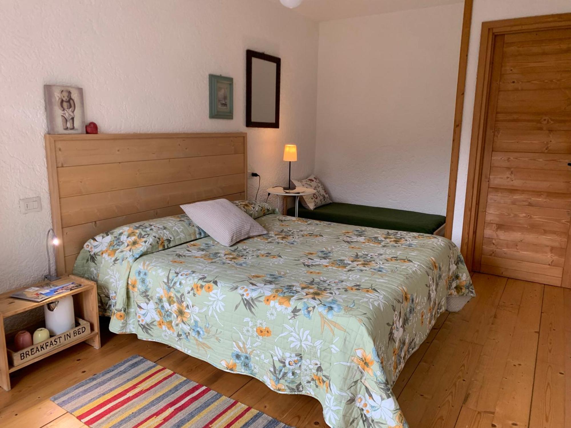 Agriturismo Cascina Cornella Cremeno ภายนอก รูปภาพ