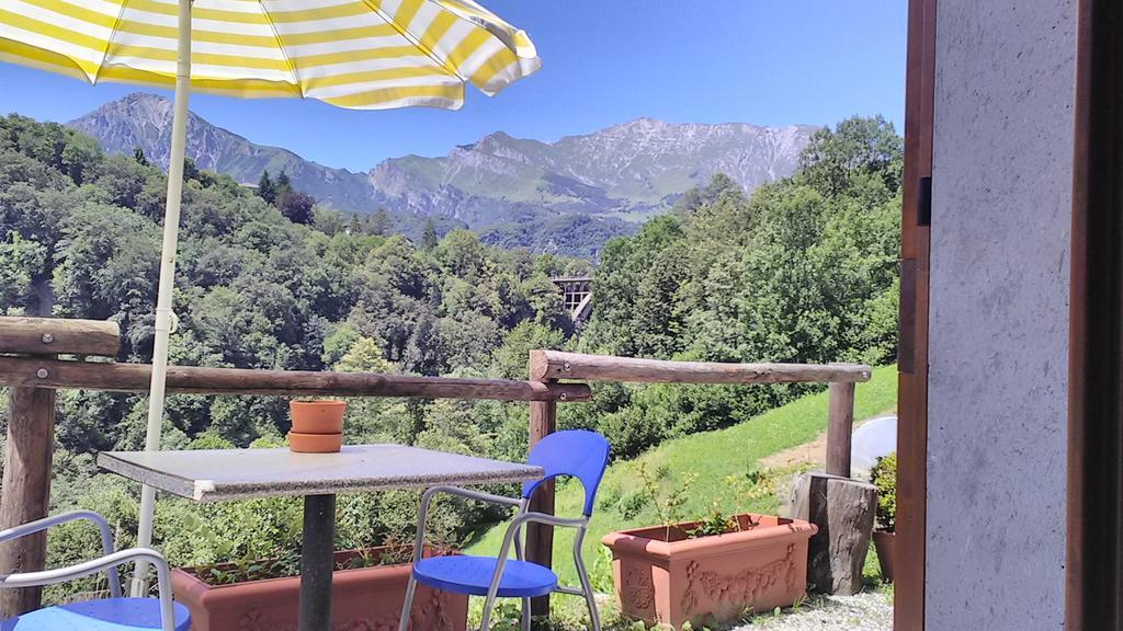 Agriturismo Cascina Cornella Cremeno ภายนอก รูปภาพ